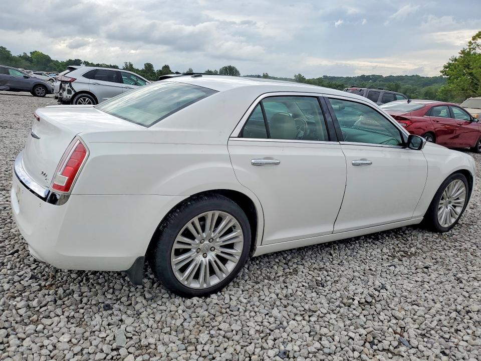 Photo 3 from auction – 2014 CHRYSLER 300C with VIN 2C3CCAET5EH205768
