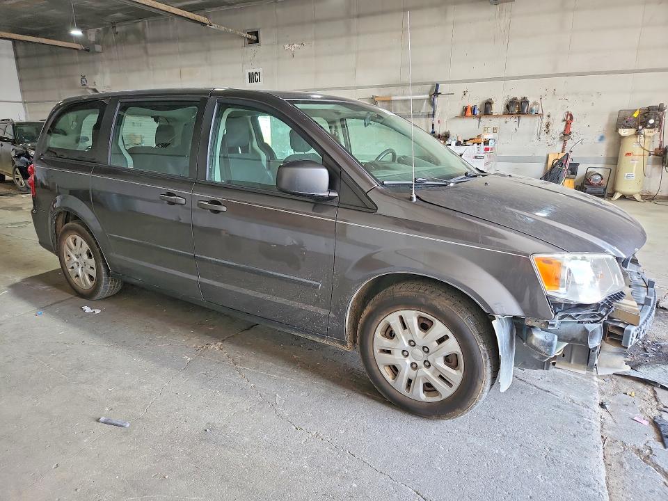 Photo 4 from auction – 2015 DODGE GRAND CARAVAN with VIN 2C4RDGBG0FR507882