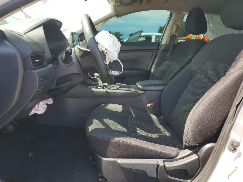 Photo 7 from auction – 2023 NISSAN SENTRA with VIN 3N1AB8BV4PY300973