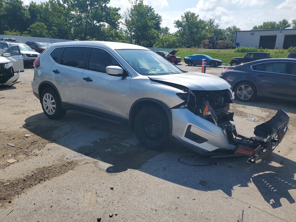 Photo 4 from auction – 2018 NISSAN ROGUE with VIN KNMAT2MVXJP512984