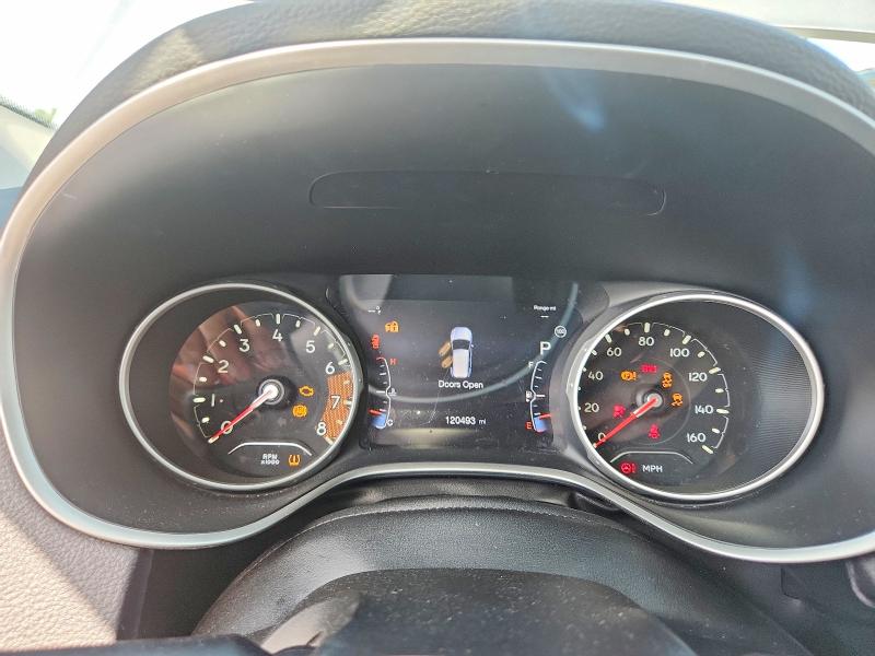 Photo 9 from auction – 2018 JEEP COMPASS with VIN 3C4NJDBB7JT162687
