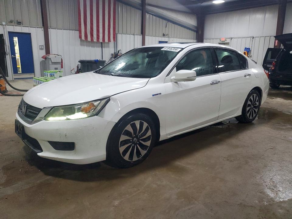 Photo 1 from auction – 2014 HONDA ACCORD with VIN 1HGCR6F52EA007317