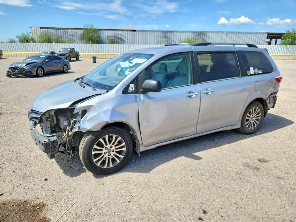 2018 TOYOTA SIENNA - Търг №63054446