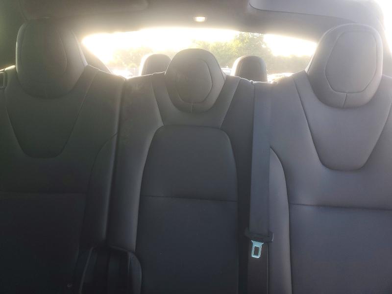Photo 10 from auction – 2019 TESLA MODEL X with VIN 5YJXCAE20KF161376