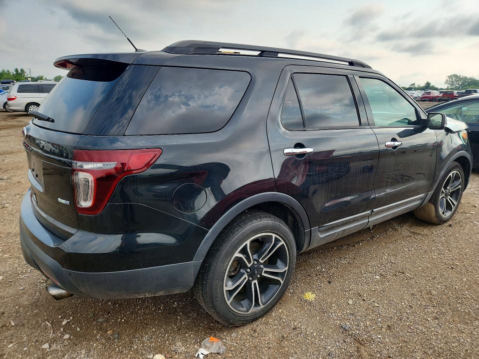 Photo 3 from auction – 2014 FORD EXPLORER with VIN 1FM5K8GT7EGA86657