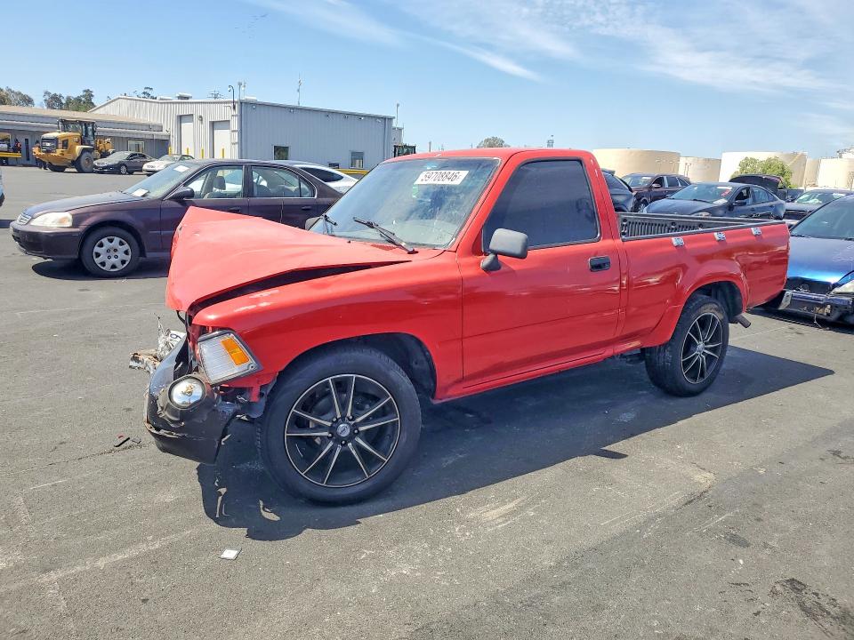 TOYOTA PICKUP 1993 with VIN 4TARN81A9PZ083069 - Photo from auction