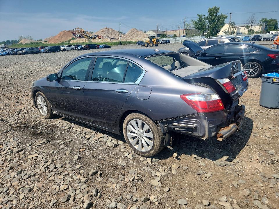 Photo 2 from auction – 2013 HONDA ACCORD with VIN 1HGCR2F84DA047531