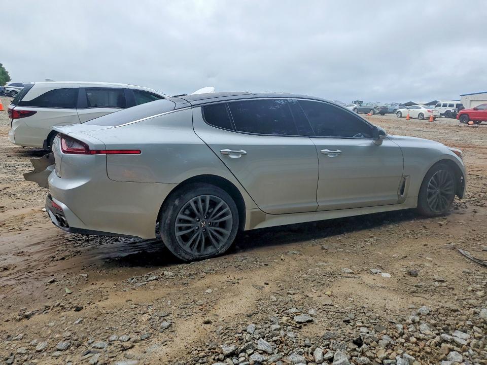 Photo 3 from auction – 2018 KIA STINGER with VIN KNAE25LA2J6017489