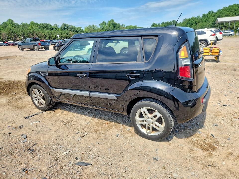 Foto 2 de la subasta – 2011 KIA SOUL con VIN KNDJT2A28B7242343