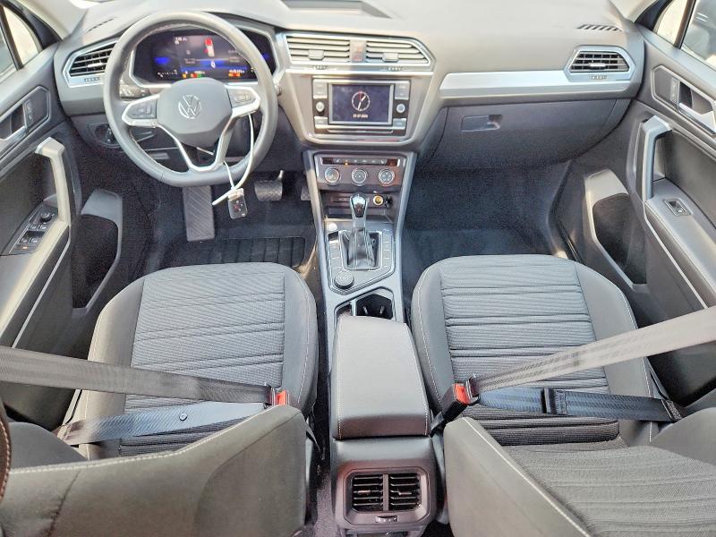 Photo 8 from auction – 2023 VOLKSWAGEN TIGUAN with VIN 3VVFB7AX9PM070341