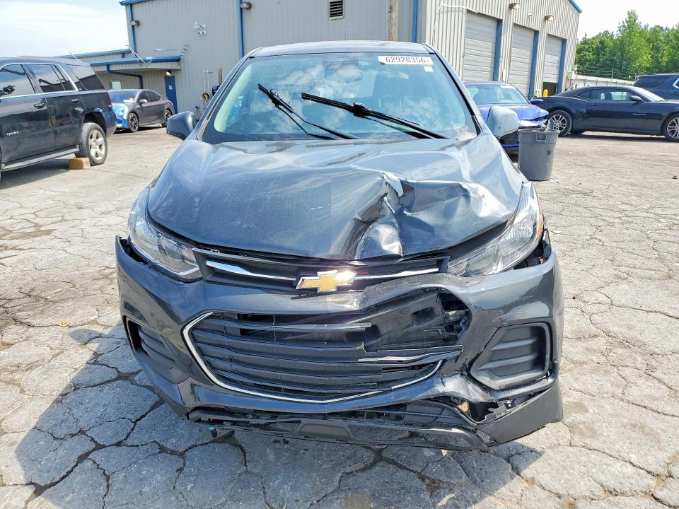 Photo 5 from auction – 2019 CHEVROLET TRAX with VIN 3GNCJNSB2KL197630