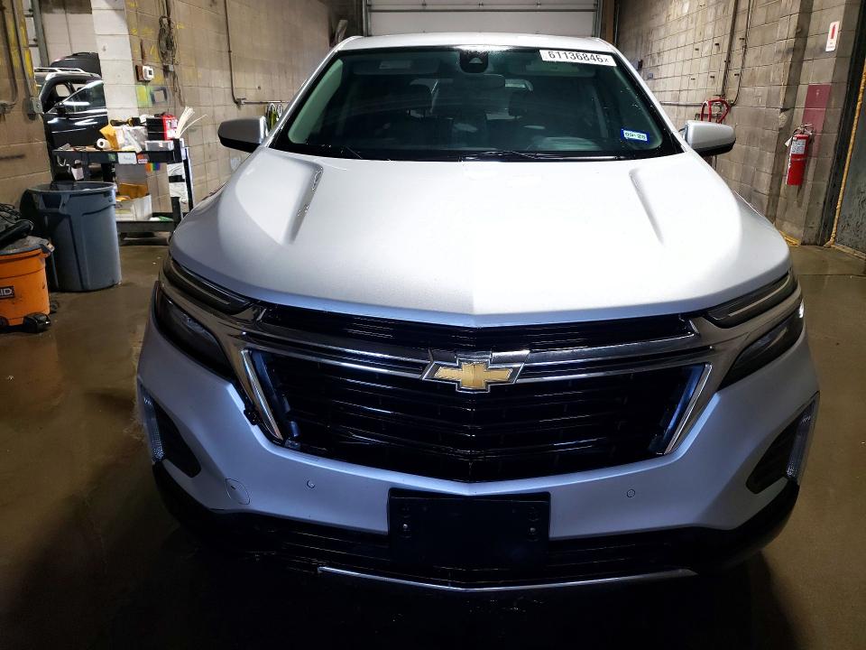 Photo 5 from auction – 2022 CHEVROLET EQUINOX with VIN 3GNAXKEV6NL229994