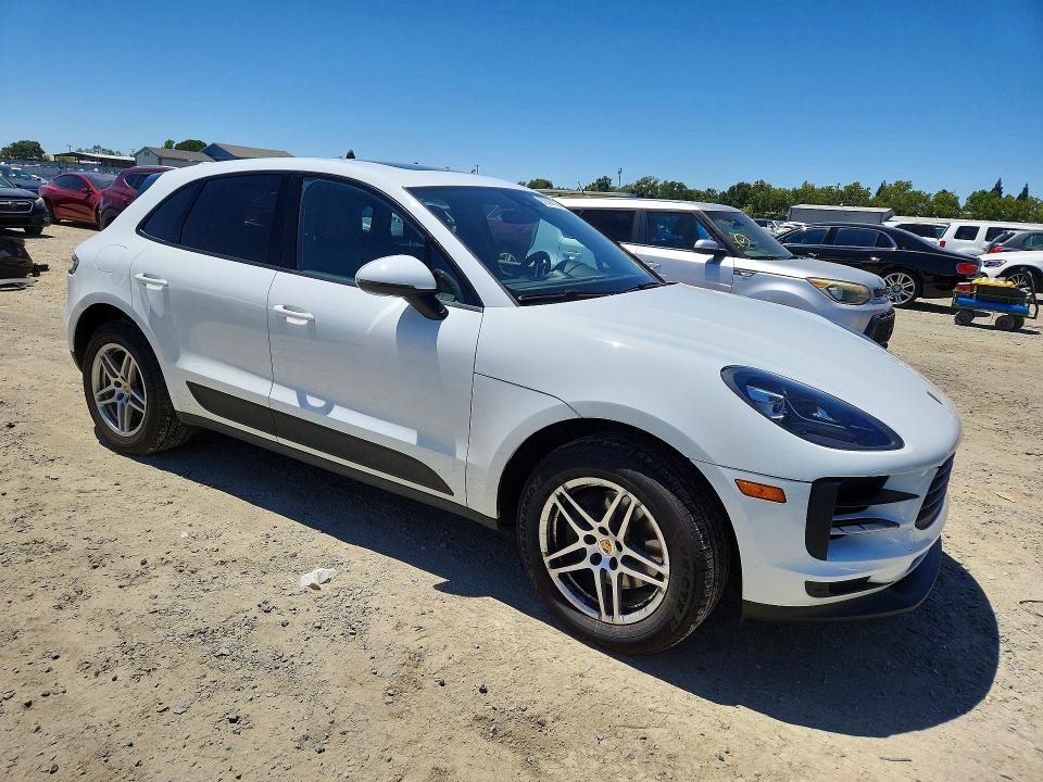 Photo 4 from auction – 2019 PORSCHE MACAN with VIN WP1AA2A51KLB01331
