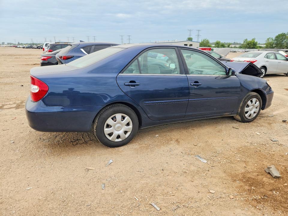 Photo 3 from auction – 2004 TOYOTA CAMRY with VIN 4T1BE32K04U320312