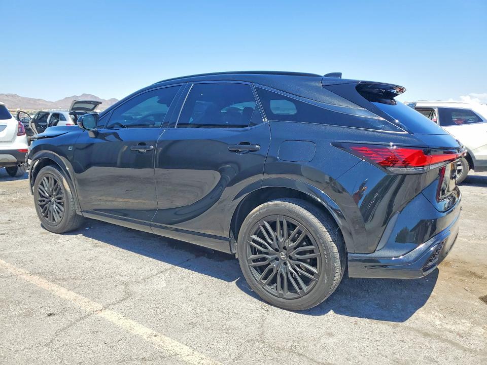 Photo 2 from auction – 2023 LEXUS RX with VIN 2T2BCMEA1PC003770
