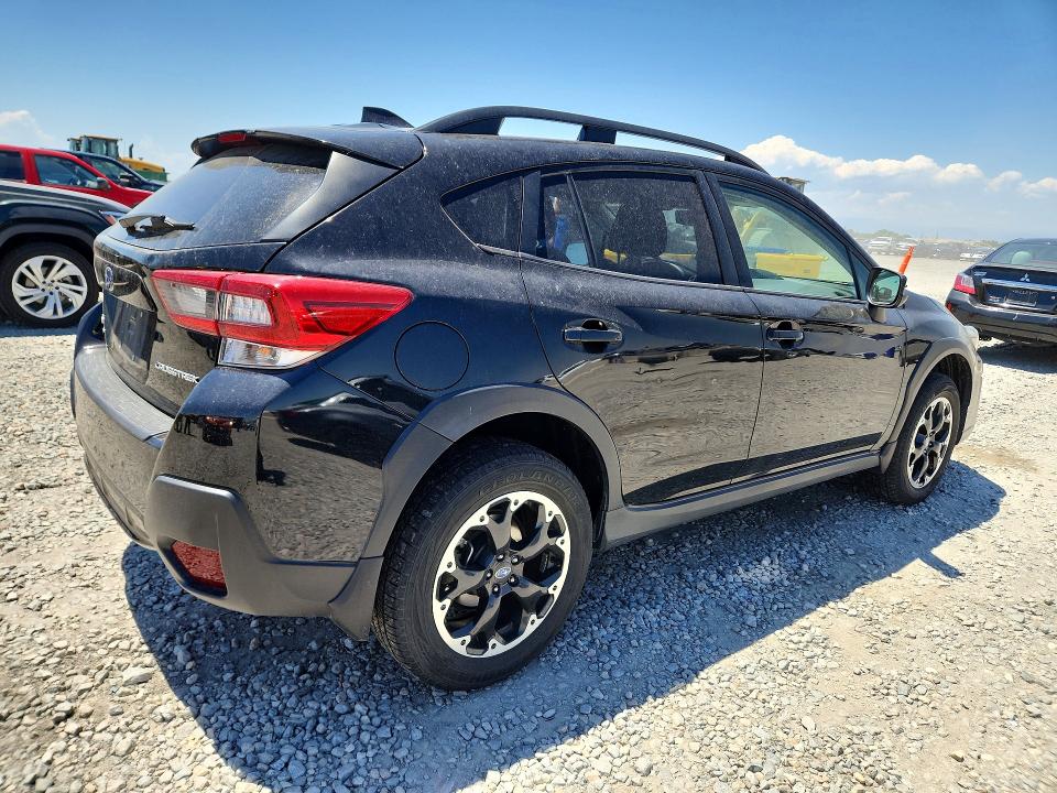 Photo 3 from auction – 2021 SUBARU CROSSTREK with VIN JF2GTAECXMH222505