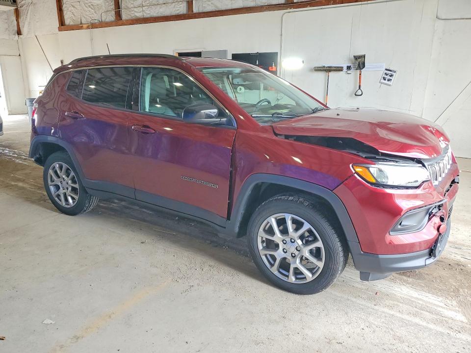 Photo 4 from auction – 2022 JEEP COMPASS with VIN 3C4NJDFB2NT213030