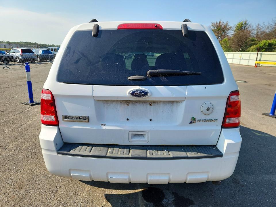 Photo 6 from auction – 2011 FORD ESCAPE with VIN 1FMCU5K35BKB48850