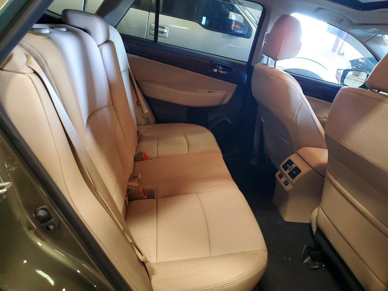Photo 10 from auction – 2015 SUBARU OUTBACK with VIN 4S4BSBNC8F3335706