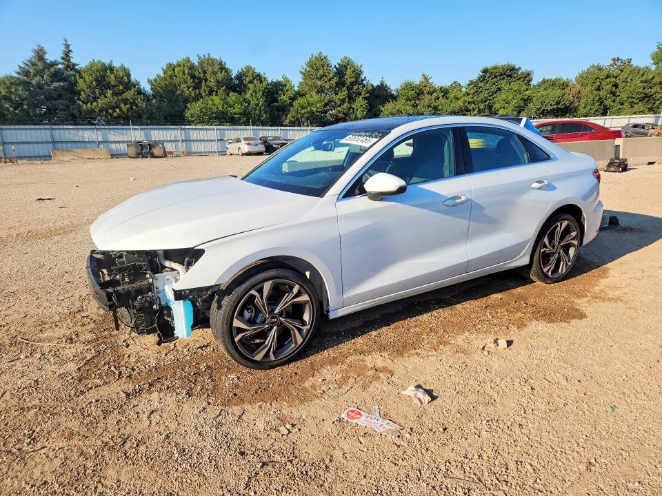 AUDI A3 2022 with VIN WAUGUDGYXNA088706 - Photo from auction