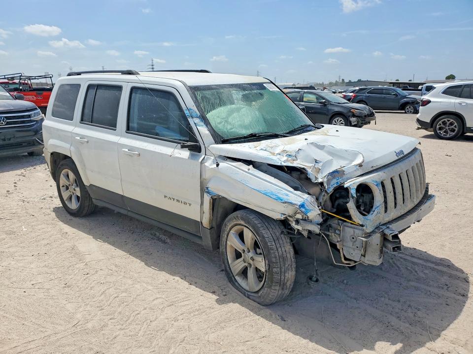 Photo 4 from auction – 2017 JEEP PATRIOT with VIN 1C4NJPFA3HD148739
