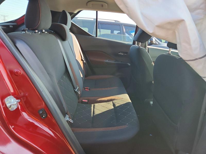 صورة رقم 10 من المزاد - 2019 NISSAN KICKS مع VIN 3N1CP5CU8KL511582