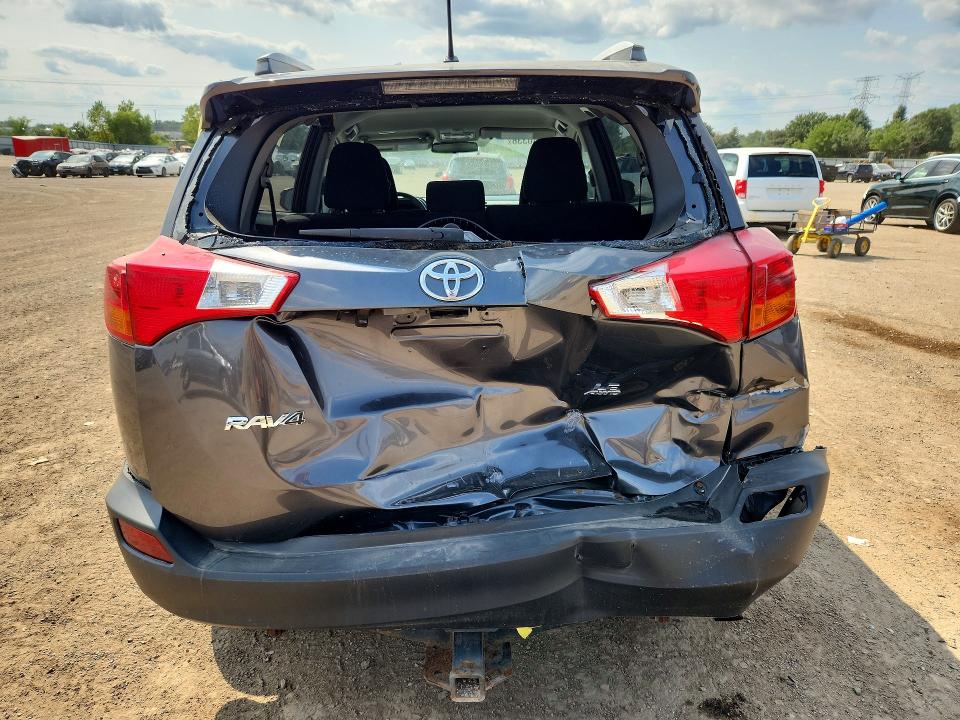 Photo 6 from auction – 2015 TOYOTA RAV4 with VIN 2T3BFREV7FW311056
