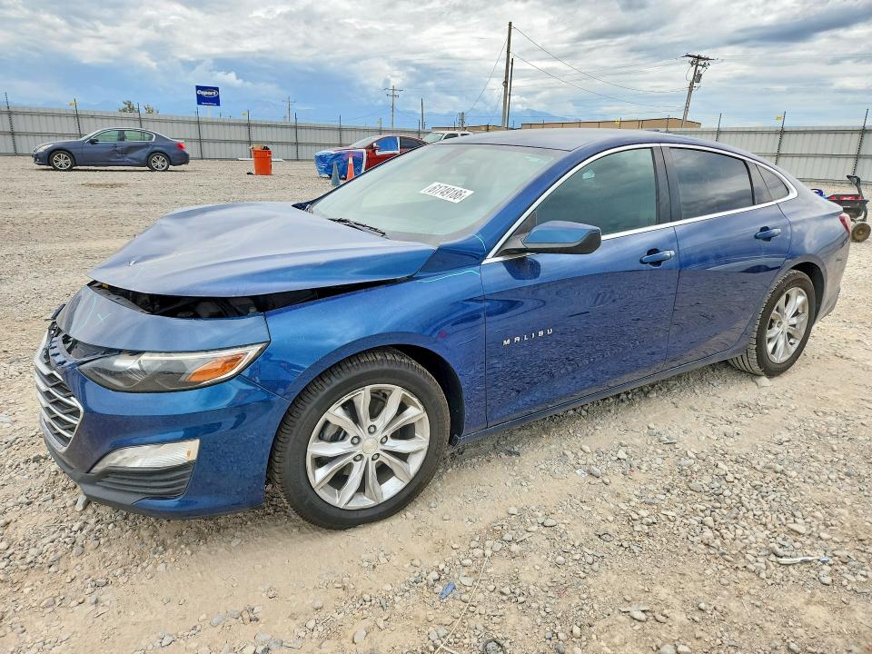 CHEVROLET MALIBU 2019 with VIN 1G1ZD5ST4KF158124 - Photo from auction