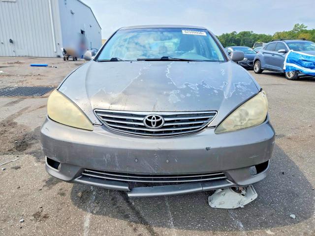 Photo 5 from auction – 2006 TOYOTA CAMRY with VIN 4T1BE30K36U723920