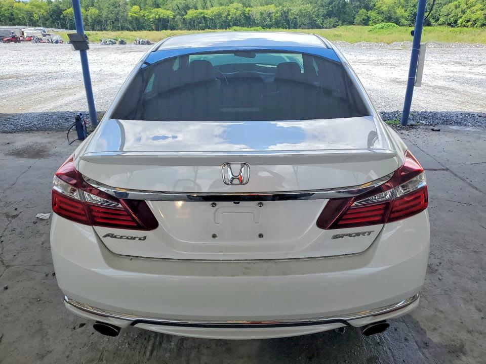 Photo 6 from auction – 2017 HONDA ACCORD with VIN 1HGCR2F59HA078852