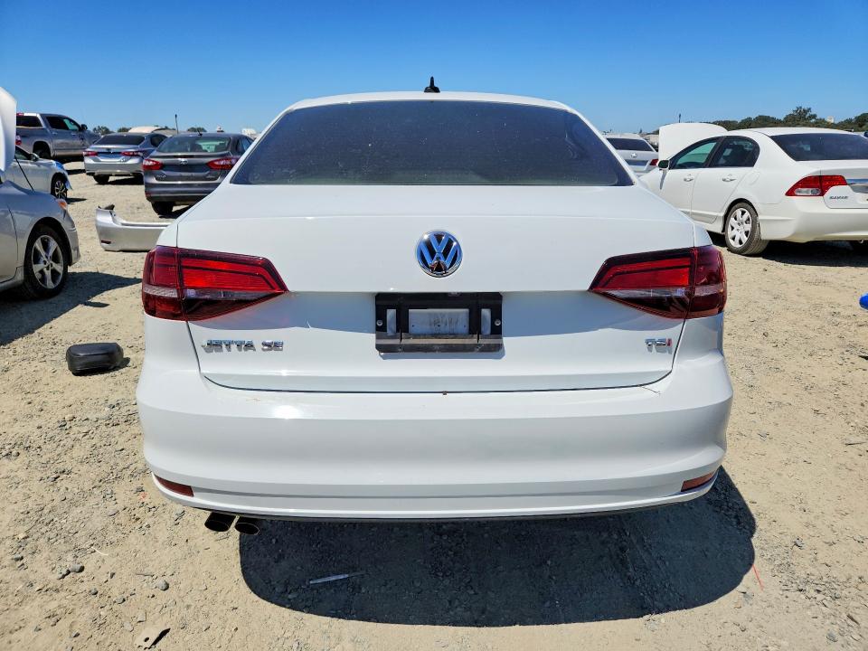 Photo 6 from auction – 2017 VOLKSWAGEN JETTA with VIN 3VWDB7AJ0HM378188