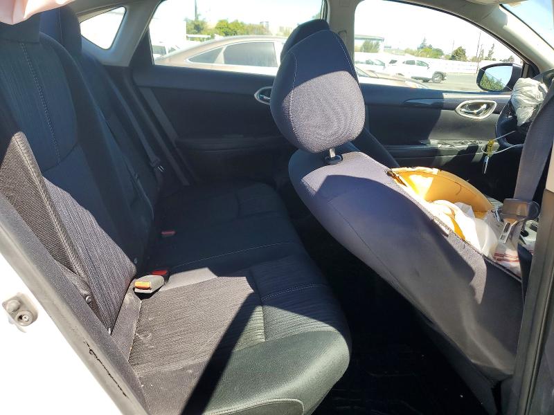 Photo 10 from auction – 2016 NISSAN SENTRA with VIN 3N1AB7AP2GY225073