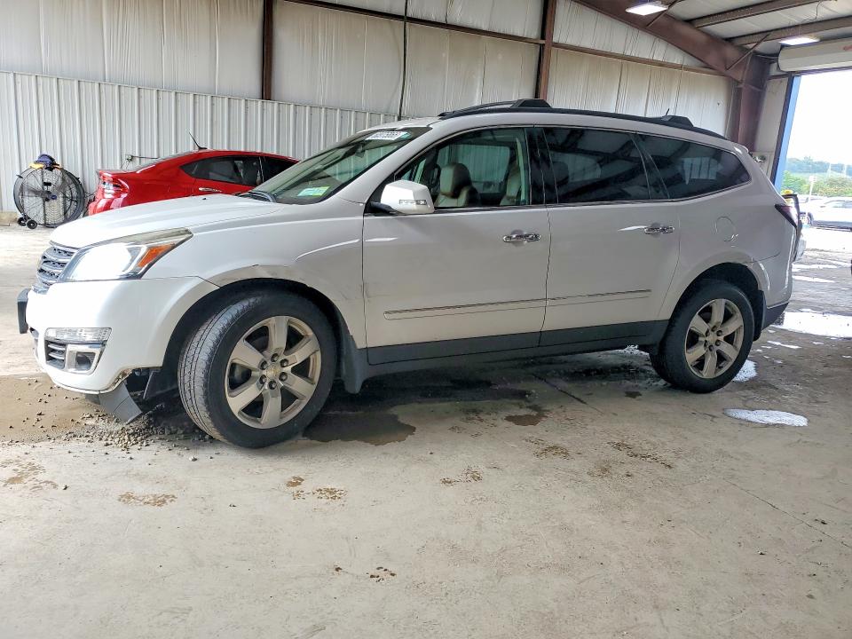 CHEVROLET TRAVERSE 2017 with VIN 1GNKVJKD8HJ292557 - Photo from auction