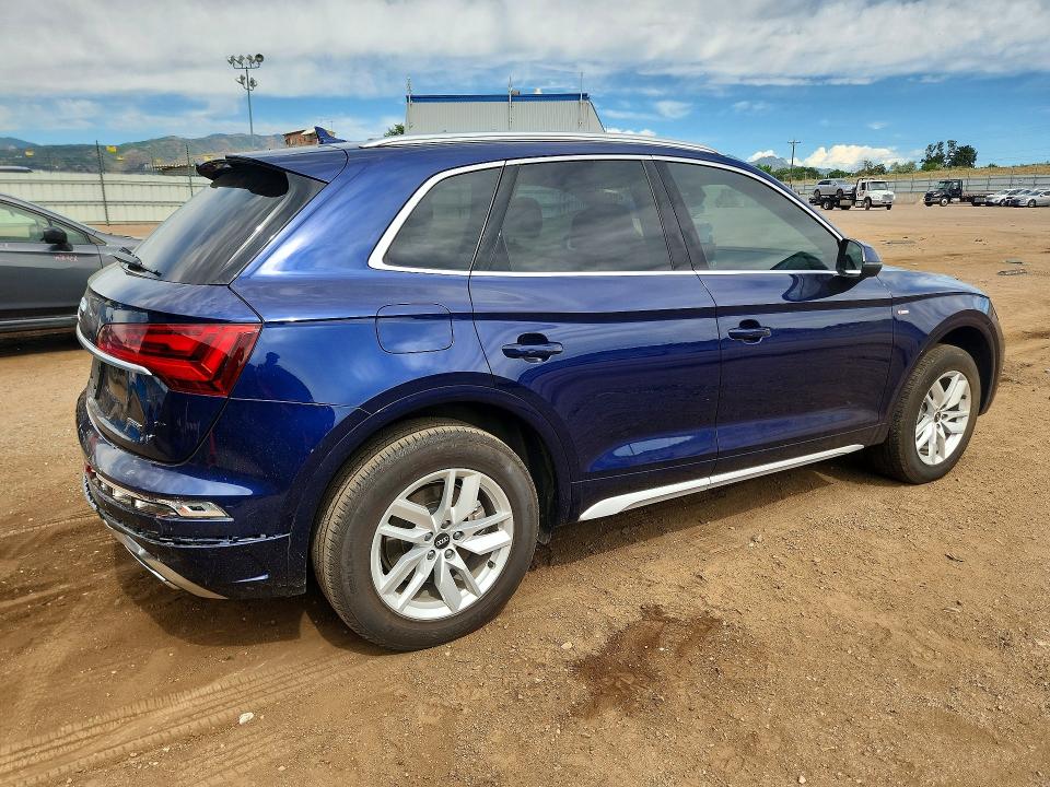 Photo 3 from auction – 2022 AUDI Q5 with VIN WA1GAAFY2N2058258