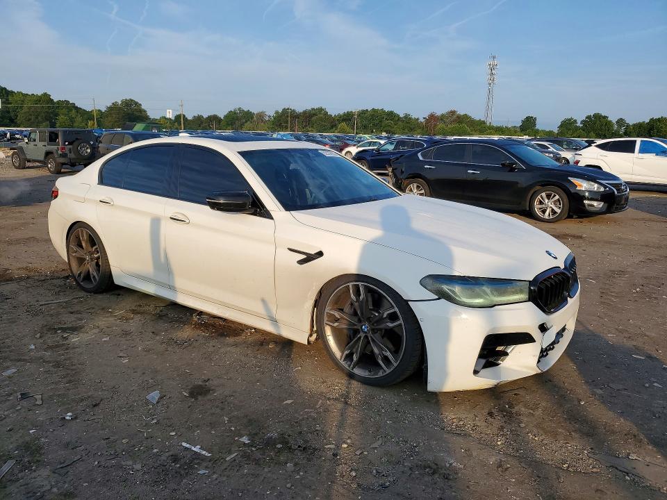 Photo 4 from auction – 2018 BMW M550XI with VIN WBAJB9C50JB286378