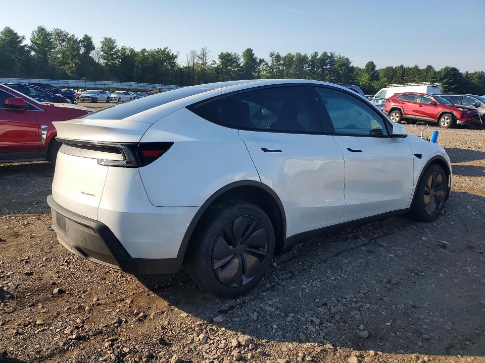 Фото 3 с аукциона – 2026 TESLA MODEL Y с VIN 7SAYGDEE6TA406588