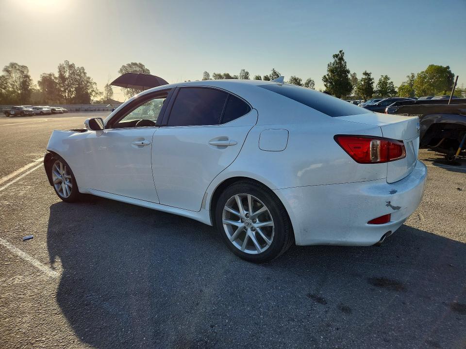 Photo 2 from auction – 2013 LEXUS IS with VIN JTHBF5C28D5193183