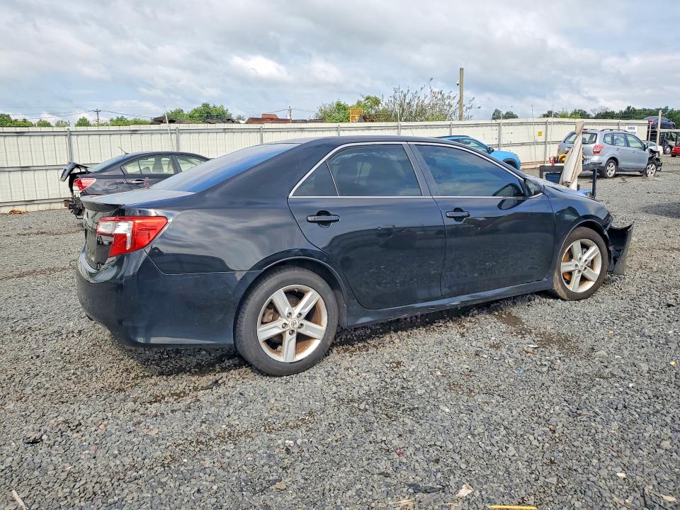 Photo 3 from auction – 2012 TOYOTA CAMRY with VIN 4T1BF1FK6CU131450