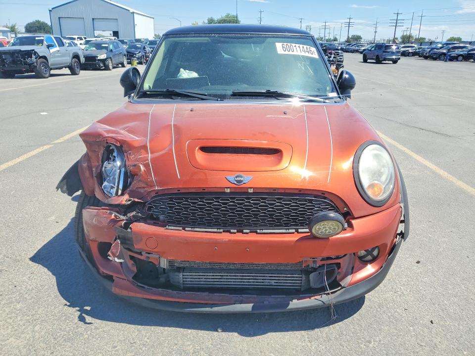 Photo 5 from auction – 2011 MINI COOPER with VIN WMWSV3C53BTY12832