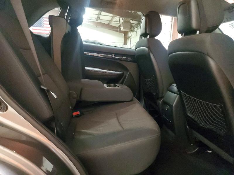 Photo 11 from auction – 2013 KIA SORENTO with VIN 5XYKT4A18DG386102