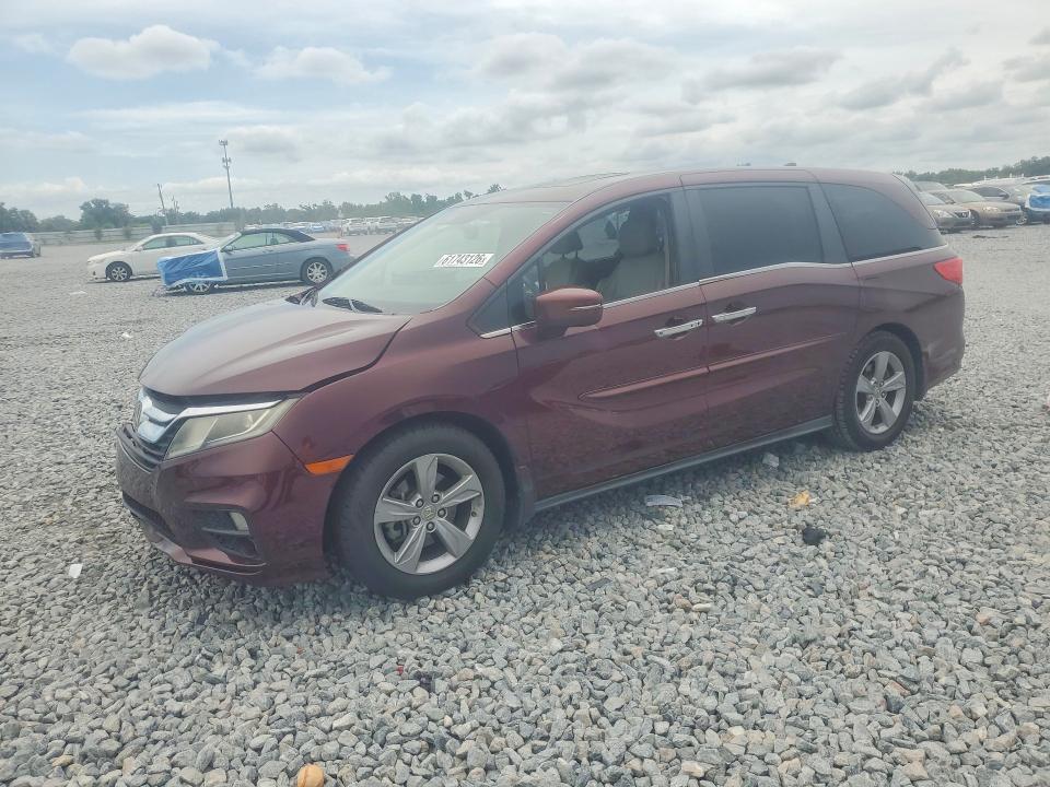 HONDA ODYSSEY 2018 with VIN 5FNRL6H7XJB106610 - Photo from auction
