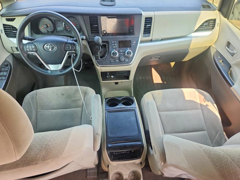 Photo 8 from auction – 2015 TOYOTA SIENNA with VIN 5TDJK3DC4FS112813