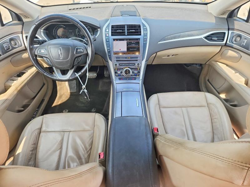 Photo 8 from auction – 2019 LINCOLN MKZ with VIN 3LN6L5D92KR630656