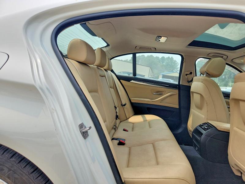 Photo 10 from auction – 2016 BMW 528 with VIN WBA5A5C57GD525936