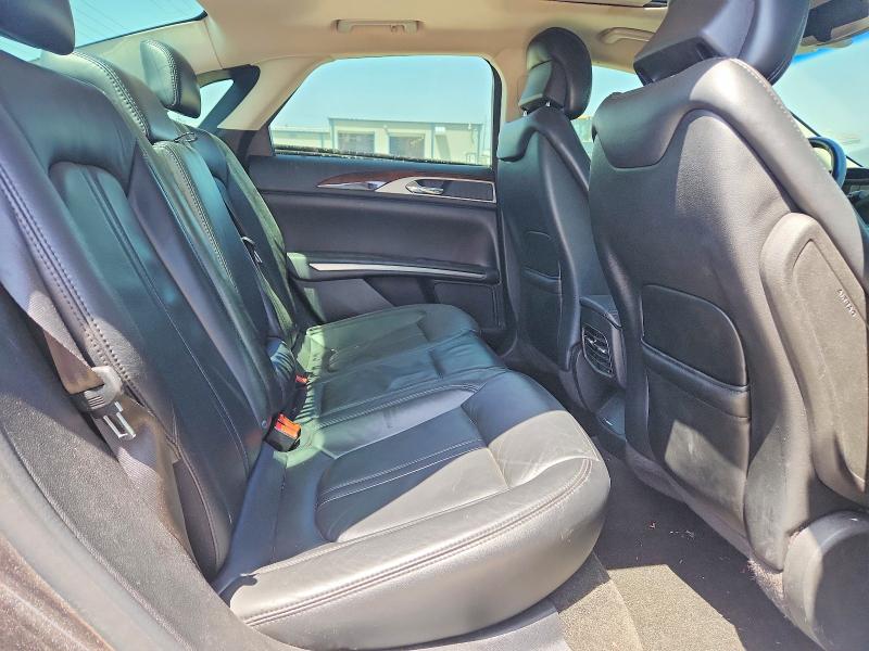 Снимка 10 от търг – 2016 LINCOLN MKZ с VIN 3LN6L2GK4GR602782