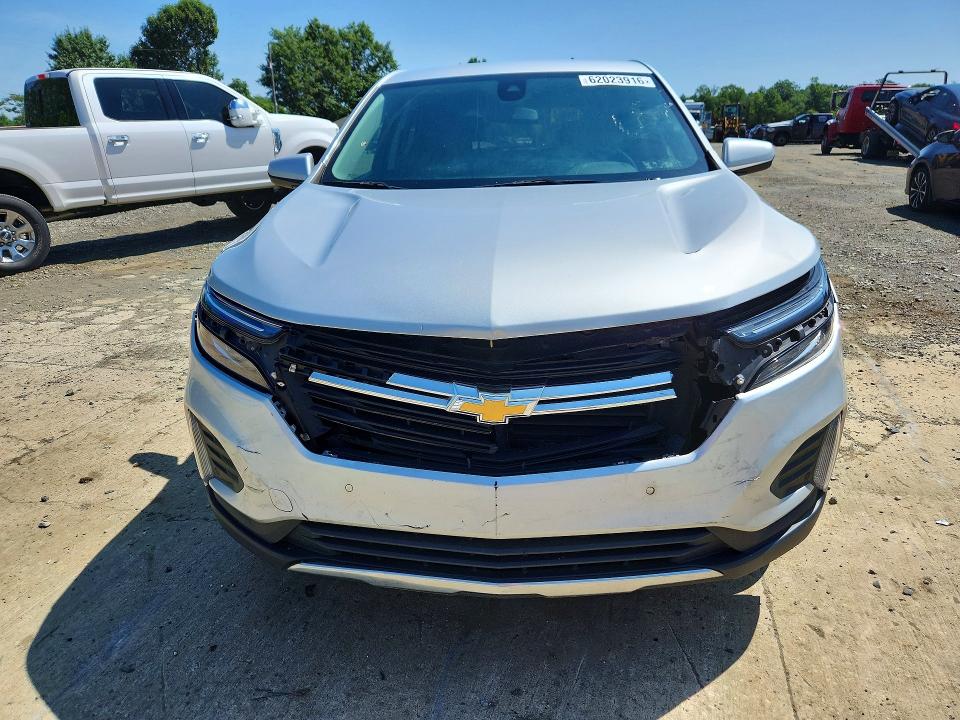 Photo 5 from auction – 2022 CHEVROLET EQUINOX with VIN 3GNAXKEVXNL123564