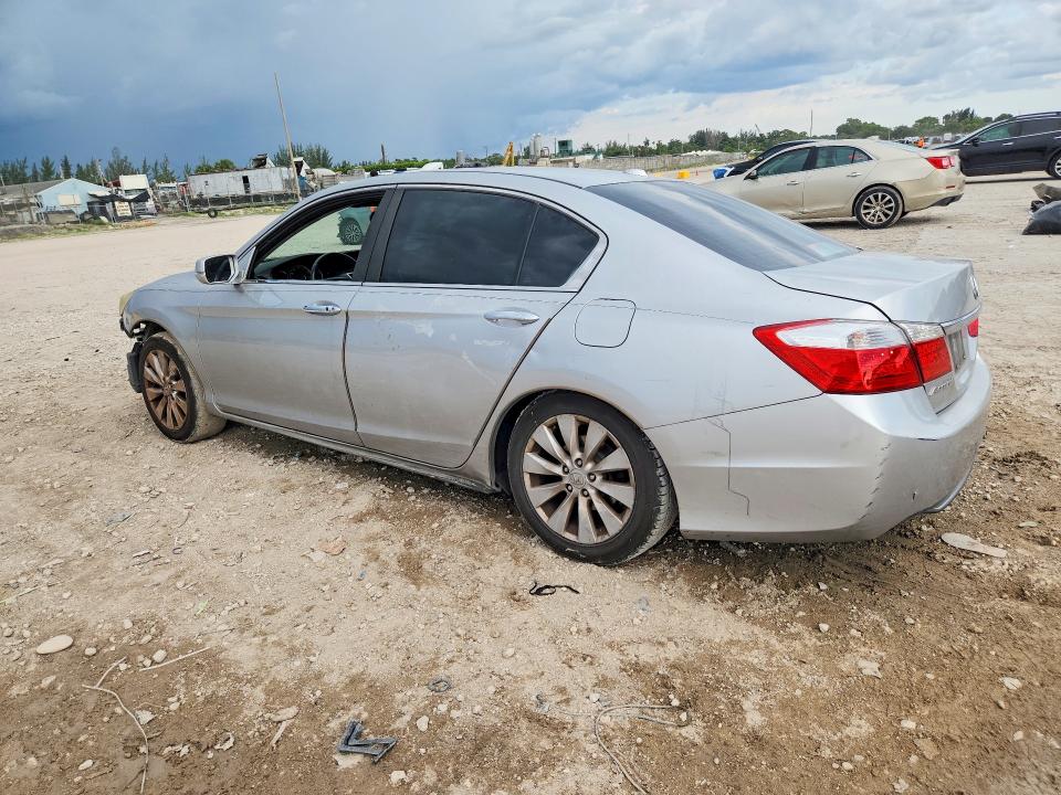 Photo 2 from auction – 2013 HONDA ACCORD with VIN 1HGCR2F83DA262060