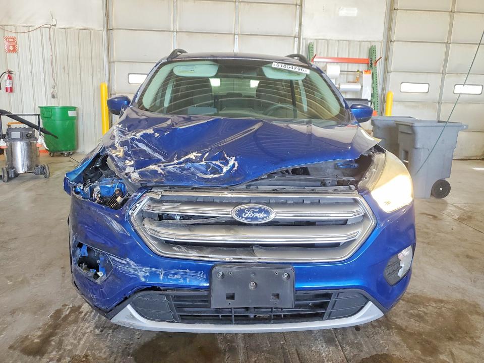 Photo 5 from auction – 2017 FORD ESCAPE with VIN 1FMCU0GD0HUD76286