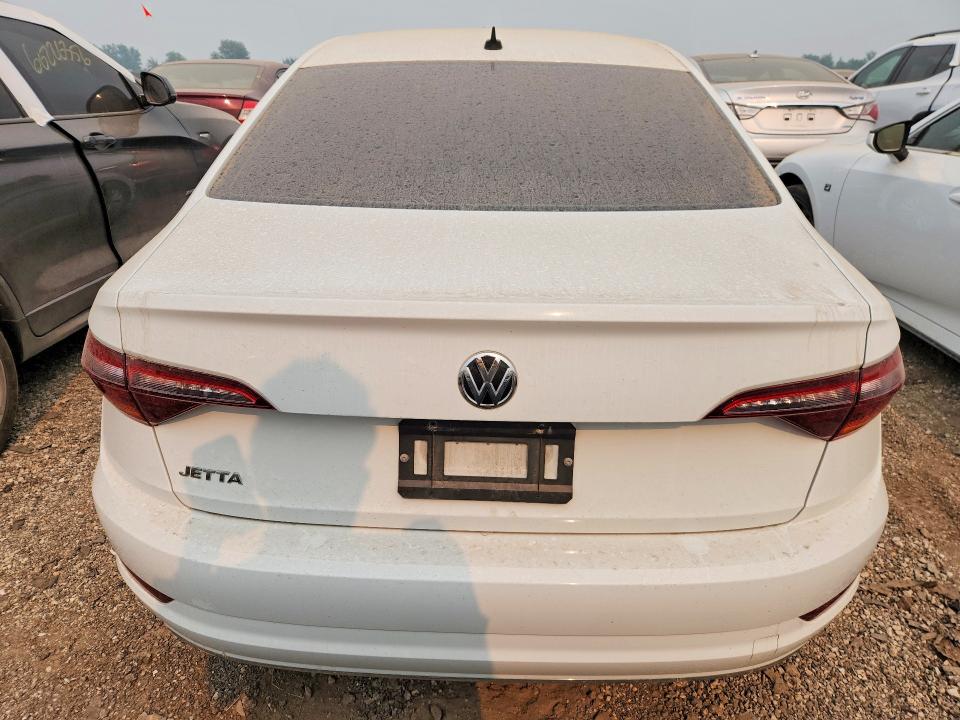 Photo 6 from auction – 2019 VOLKSWAGEN JETTA with VIN 3VWCB7BU9KM219035