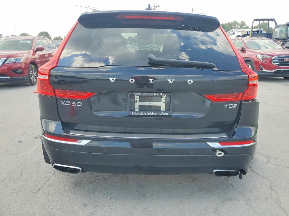 Photo 6 from auction – 2020 VOLVO XC60 with VIN YV4102DL1L1495857